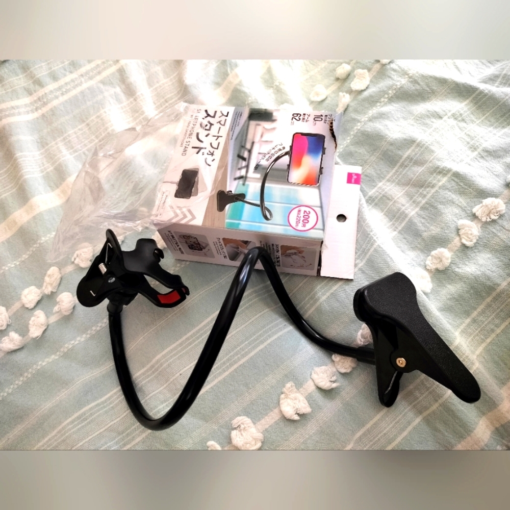 Daiso smart phone stand